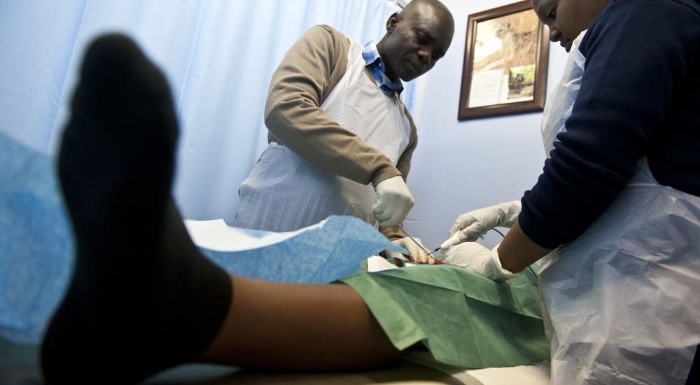 f686c5b8-do-medically-circumcised-men-take-more-risks-in-the-bedroom-1