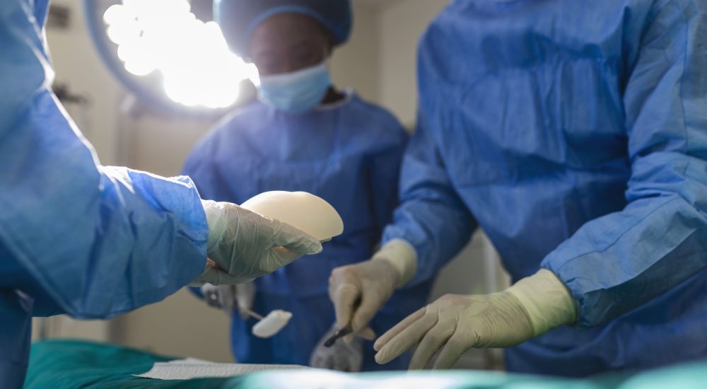surgeon-team-uniform-performs-operation-patient-cardiac-surgery-clinic-modern-medicine-professional-team-surgeons-health